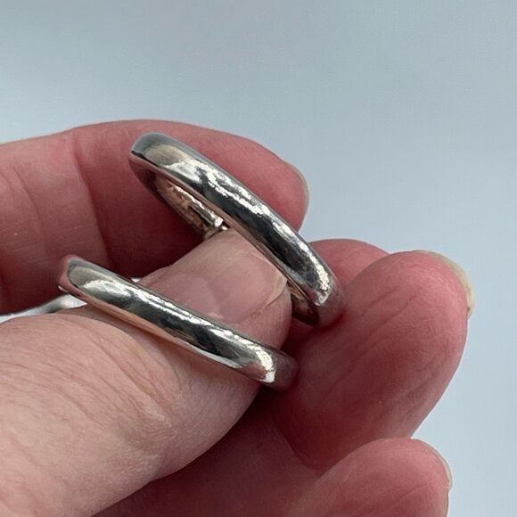 Sterling silver hoops simple round bar locking. - Picture 2 of 6